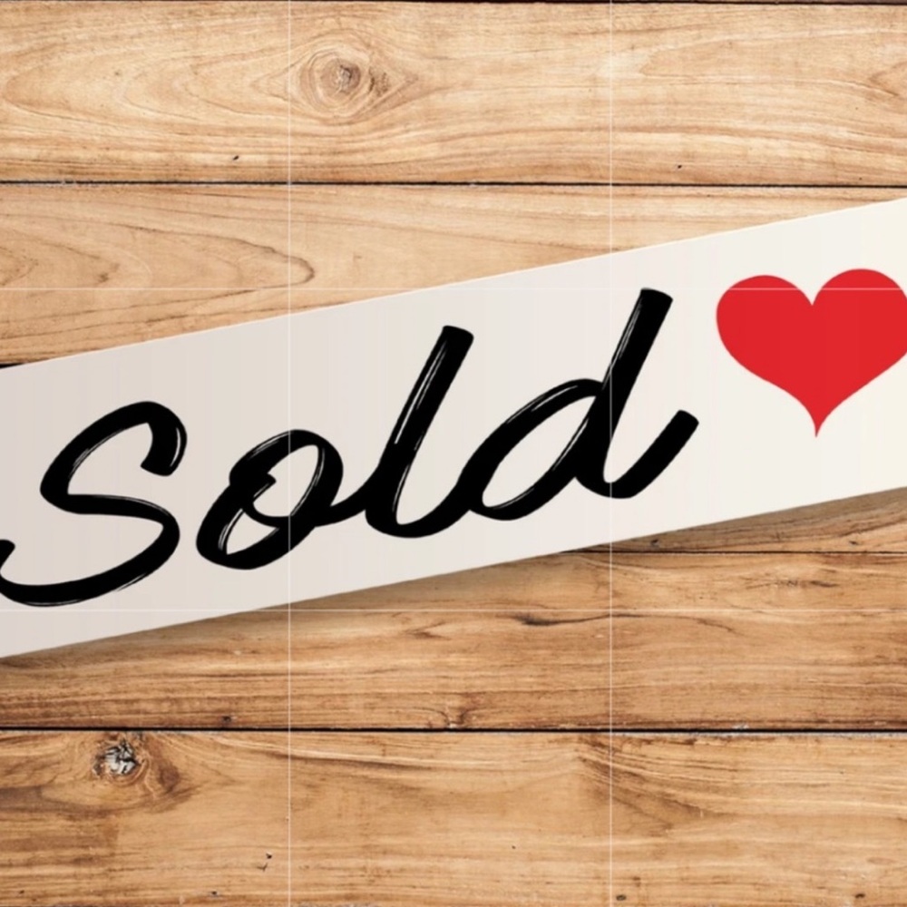 Sold - Picture 1 of 1